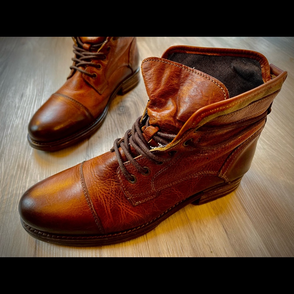 Cap Toe Leather Oxford Boots - Men’s Size 8